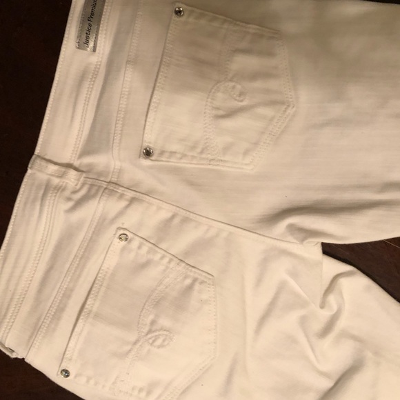 White Premium Jeans - Picture 4 of 8